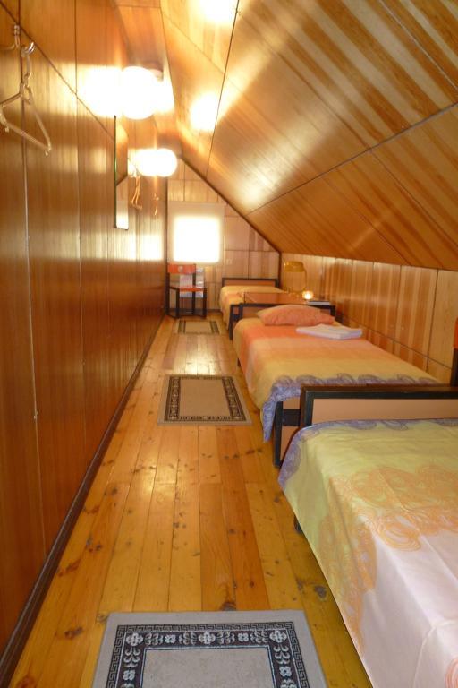Kihelkonna Pastorate Guesthouse Habitación foto